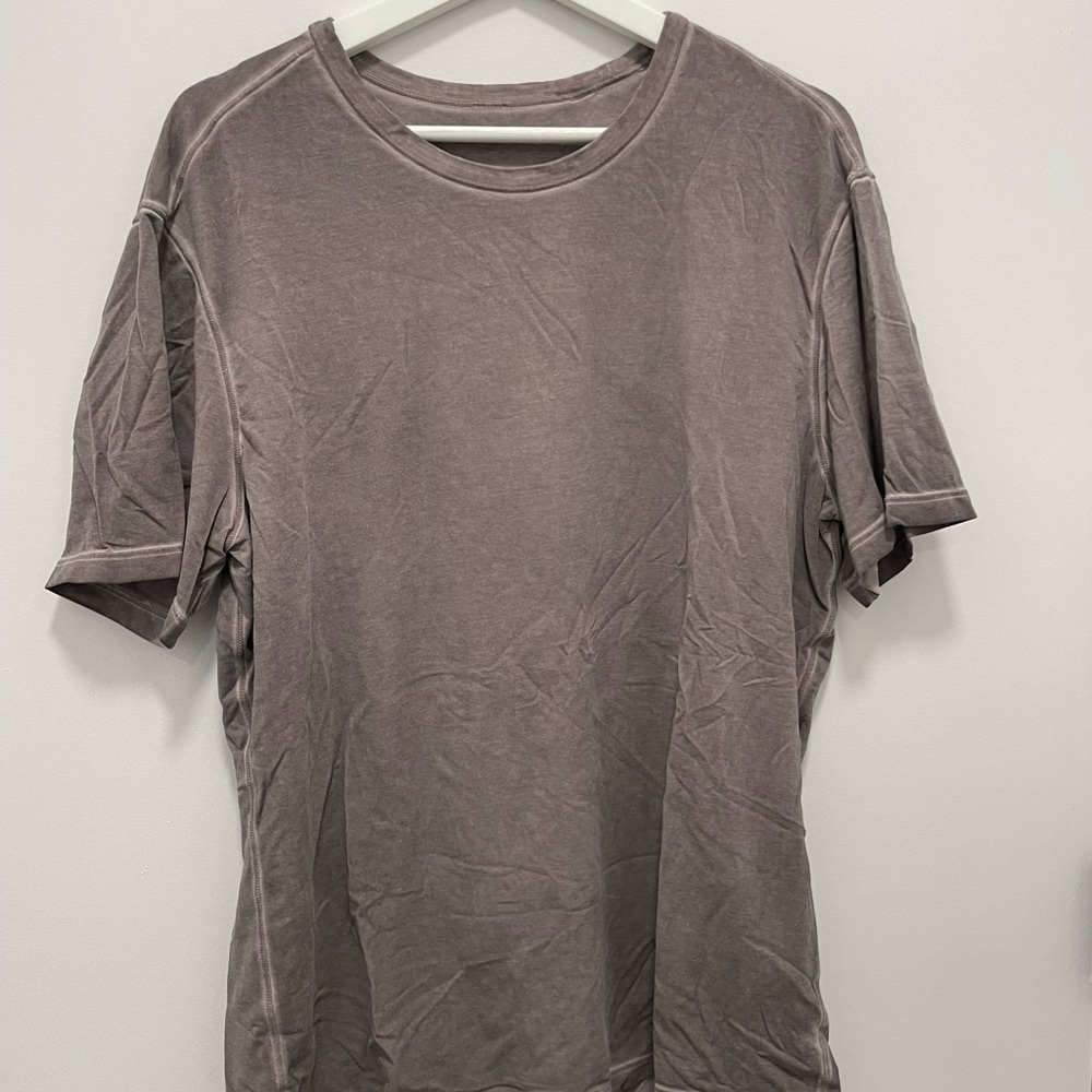 Lululemon 5 year basic tee sunwashed